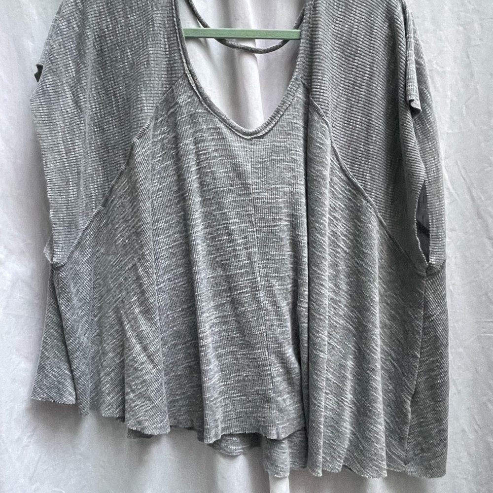 Free People Textured Gray Short Sleeve Tee